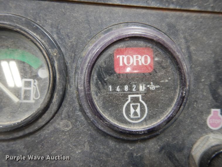 image for item IG9129 2010 Toro Groundsmaster 328D  lawn mower