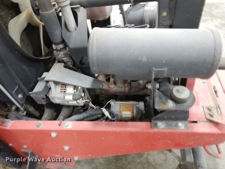 image for item IG9129 2010 Toro Groundsmaster 328D  lawn mower