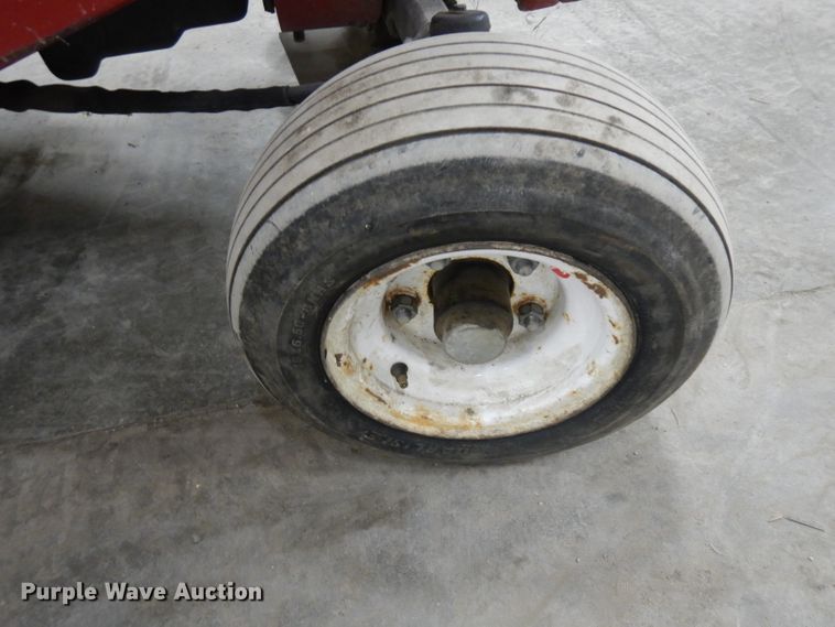 image for item IG9129 2010 Toro Groundsmaster 328D  lawn mower