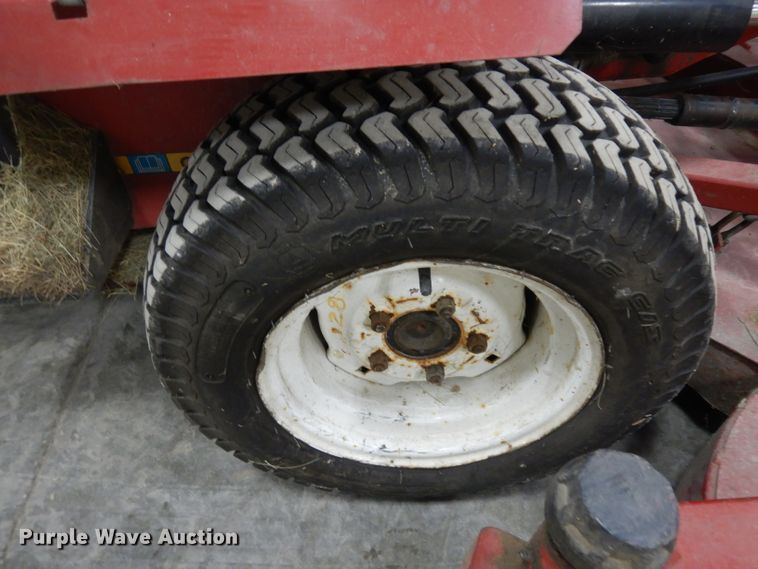 image for item IG9129 2010 Toro Groundsmaster 328D  lawn mower