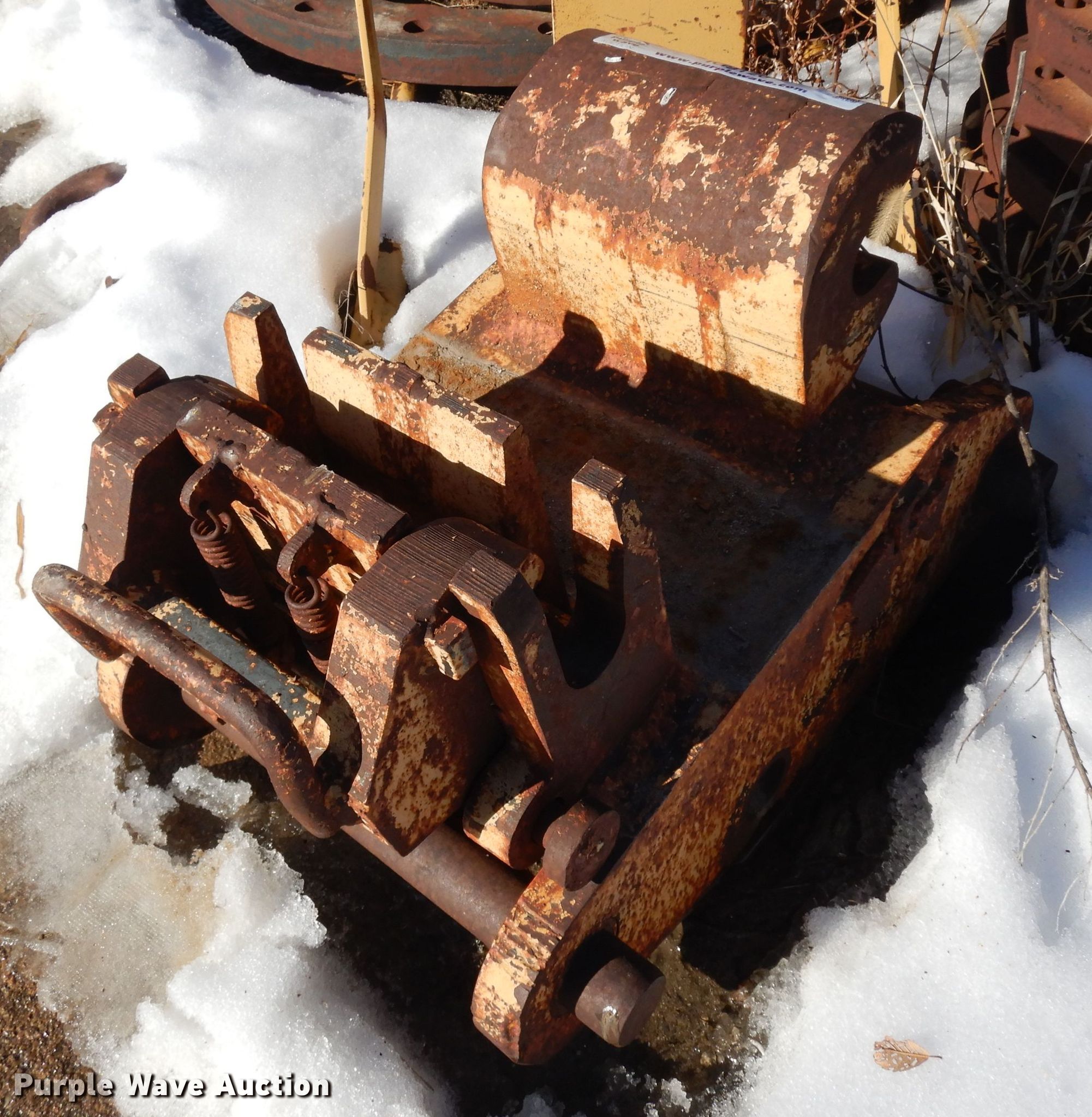 John Deere backhoe quick coupler in Lincoln, NE Item IG9126 sold