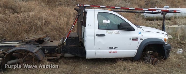 image for item DC2834 2008 Dodge Ram 4500  truck cab and chassis