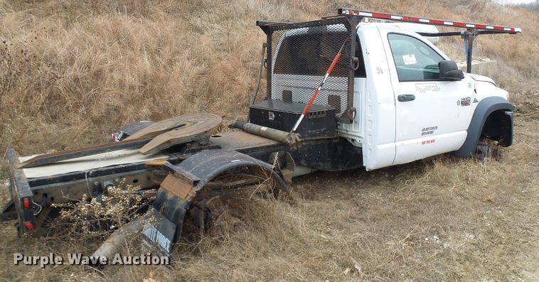 image for item DC2834 2008 Dodge Ram 4500  truck cab and chassis