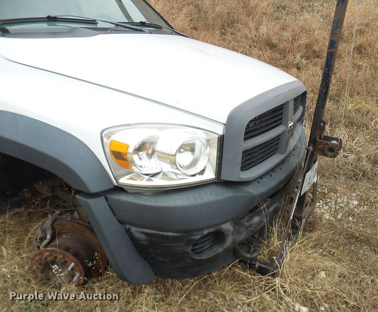 image for item DC2834 2008 Dodge Ram 4500  truck cab and chassis
