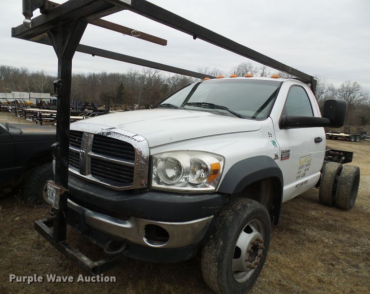 image for item DC2835 2008 Dodge Ram 4500  truck cab and chassis