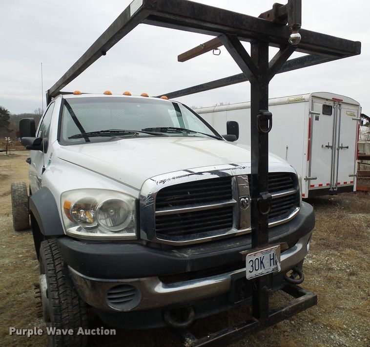 image for item DC2835 2008 Dodge Ram 4500  truck cab and chassis