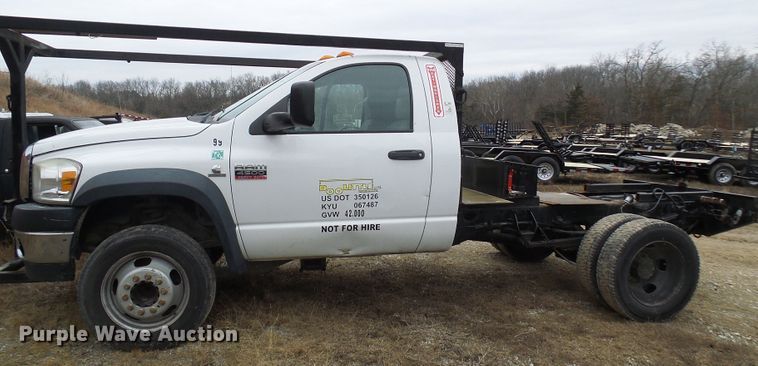 image for item DC2835 2008 Dodge Ram 4500  truck cab and chassis