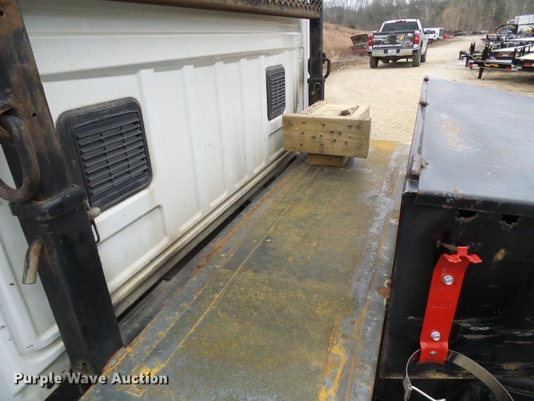 image for item DC2835 2008 Dodge Ram 4500  truck cab and chassis