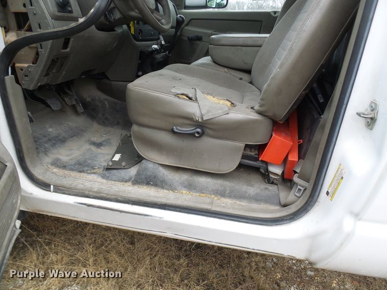 image for item DC2835 2008 Dodge Ram 4500  truck cab and chassis