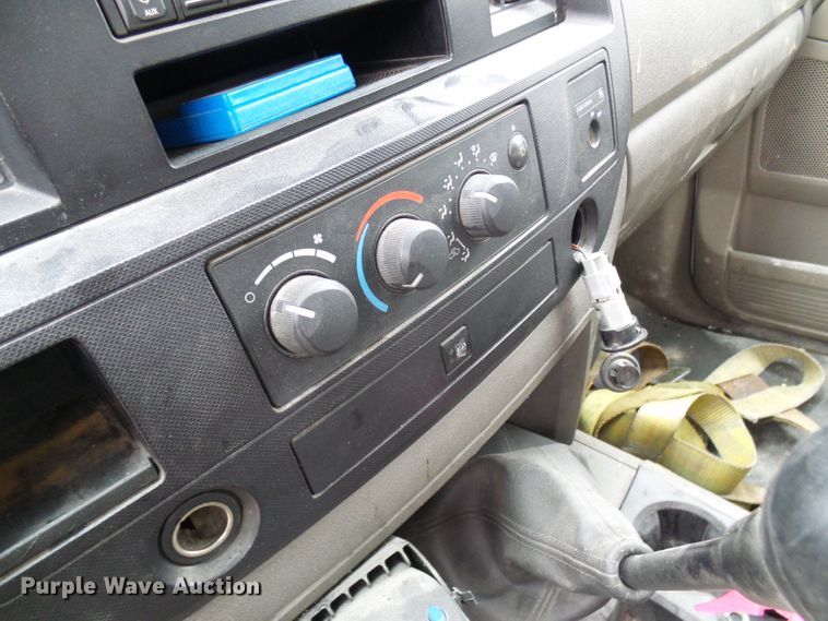 image for item DC2835 2008 Dodge Ram 4500  truck cab and chassis