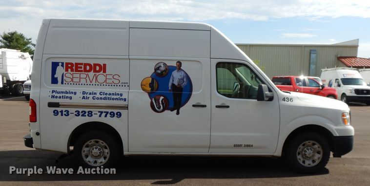 image for item DF5304 2013 Nissan NV2500  van
