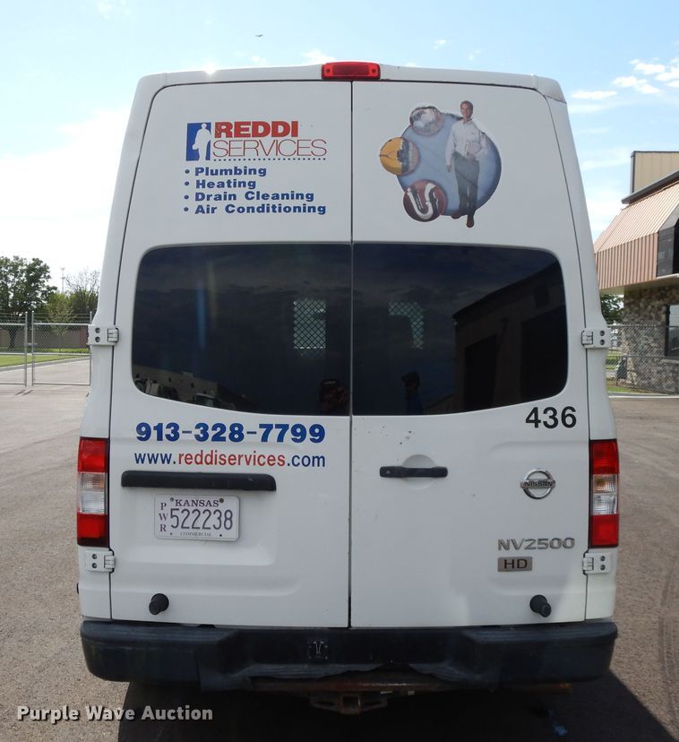 image for item DF5304 2013 Nissan NV2500  van