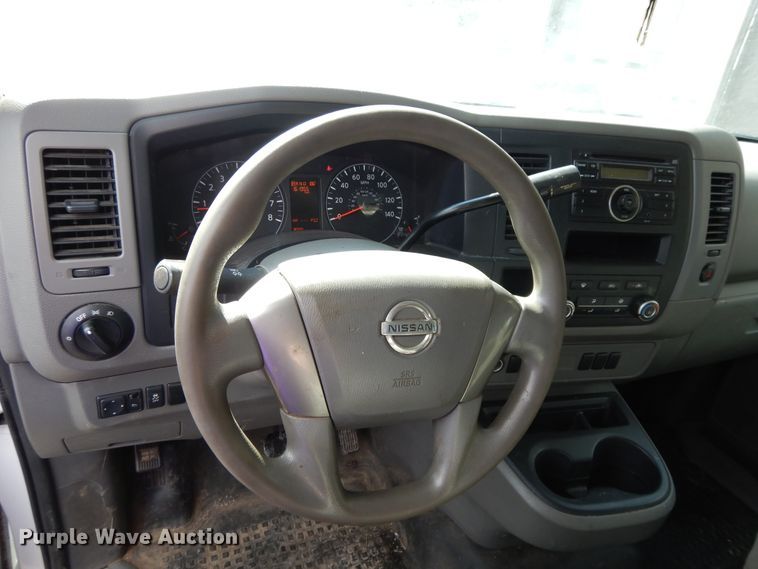 image for item DF5304 2013 Nissan NV2500  van