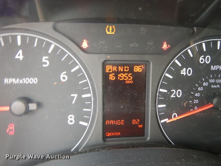 image for item DF5304 2013 Nissan NV2500  van