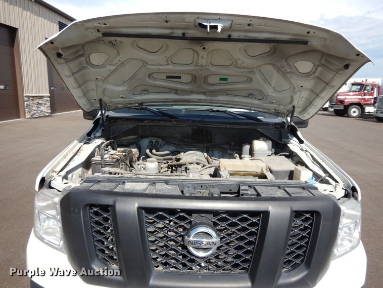 image for item DF5304 2013 Nissan NV2500  van