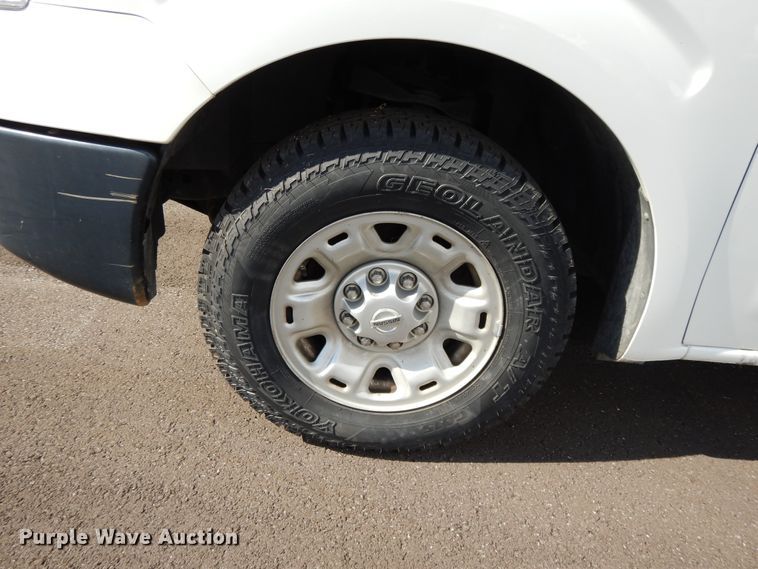 image for item DF5304 2013 Nissan NV2500  van