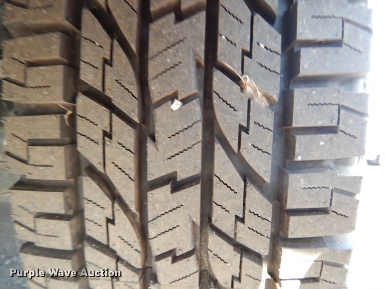 image for item DF5304 2013 Nissan NV2500  van