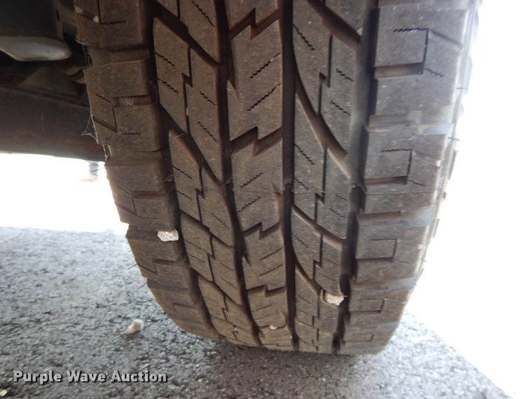 image for item DF5304 2013 Nissan NV2500  van