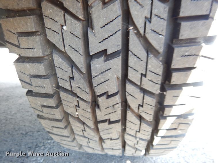 image for item DF5304 2013 Nissan NV2500  van