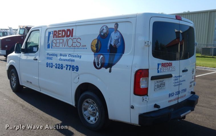 image for item DF5305 2012 Nissan NV2500  van