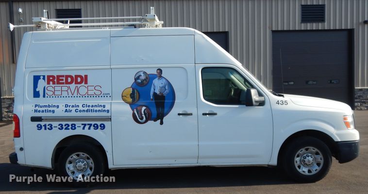 image for item DF5307 2013 Nissan NV2500 van