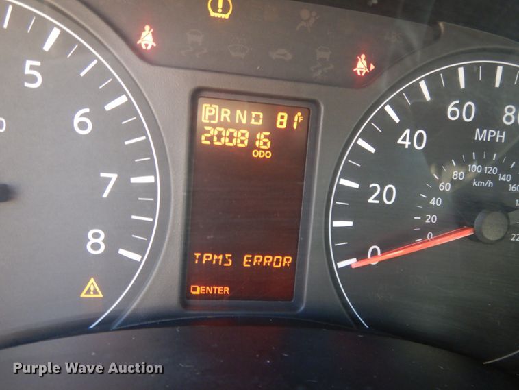 image for item DF5307 2013 Nissan NV2500 van