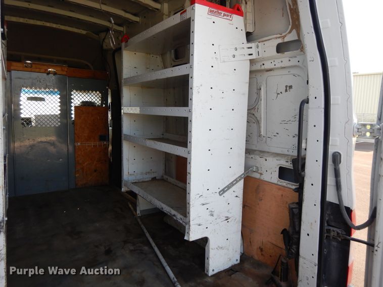 image for item DF5307 2013 Nissan NV2500 van