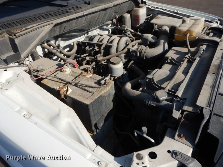 image for item DF5307 2013 Nissan NV2500 van