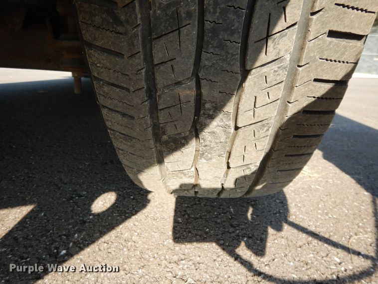 image for item DF5307 2013 Nissan NV2500 van