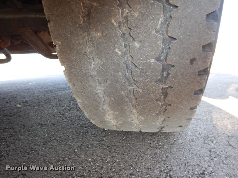 image for item DF5307 2013 Nissan NV2500 van