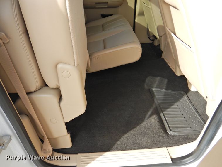 image for item DG1583 2008 Chevrolet Silverado 1500  Crew Cab pickup truck