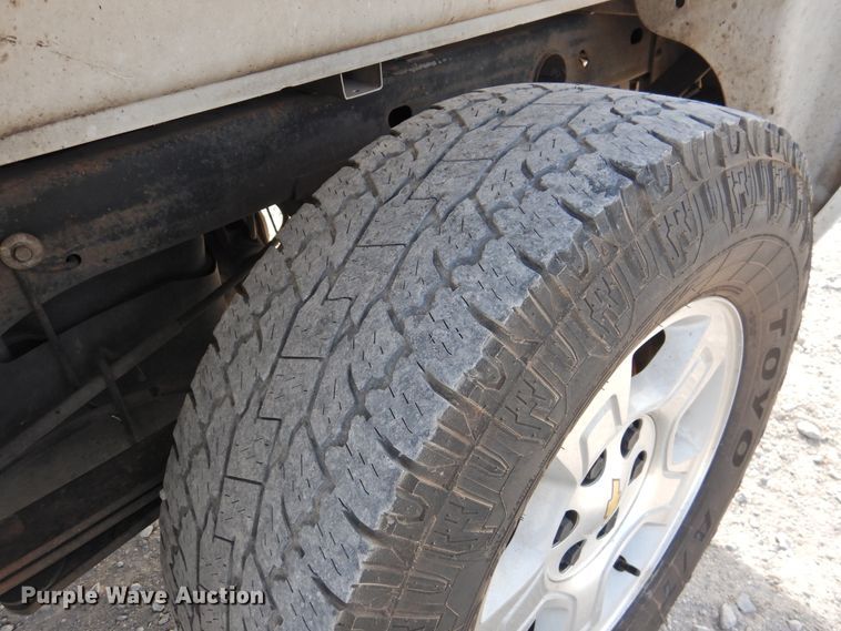 image for item DG1583 2008 Chevrolet Silverado 1500  Crew Cab pickup truck