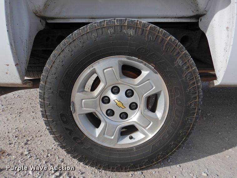 image for item DG1583 2008 Chevrolet Silverado 1500  Crew Cab pickup truck