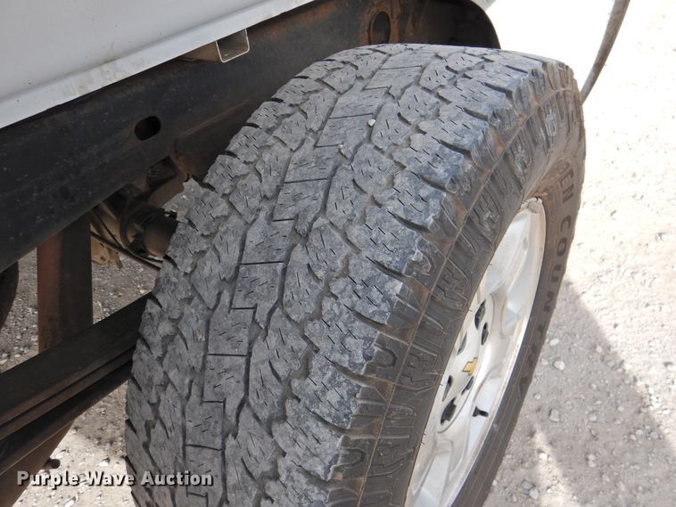 image for item DG1583 2008 Chevrolet Silverado 1500  Crew Cab pickup truck