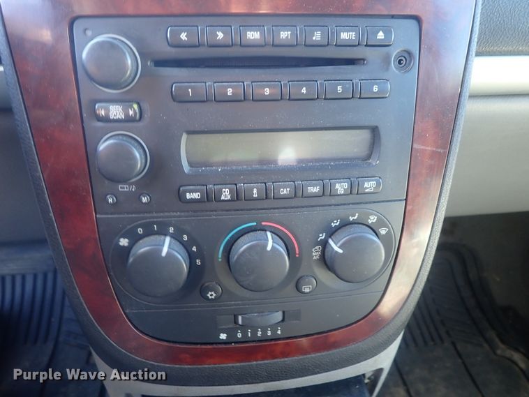 image for item DG2965 2008 Chevrolet Uplander  handicap accessible van