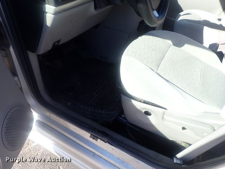 image for item DG2965 2008 Chevrolet Uplander  handicap accessible van