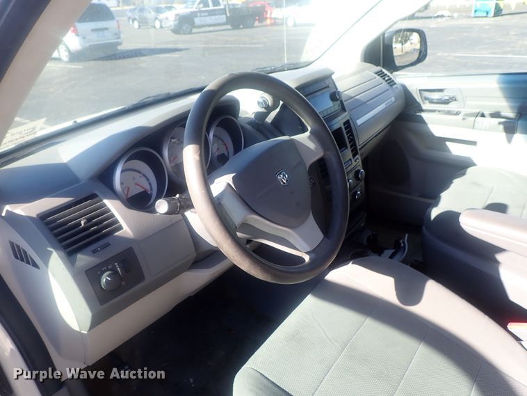 image for item DG2966 2009 Dodge Grand Caravan SE  handicap accessible van