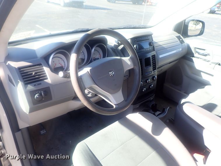 image for item DG2966 2009 Dodge Grand Caravan SE  handicap accessible van