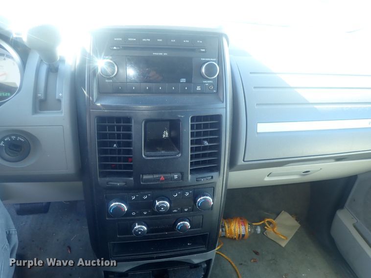 image for item DG2966 2009 Dodge Grand Caravan SE  handicap accessible van