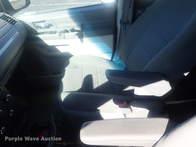 image for item DG2966 2009 Dodge Grand Caravan SE  handicap accessible van