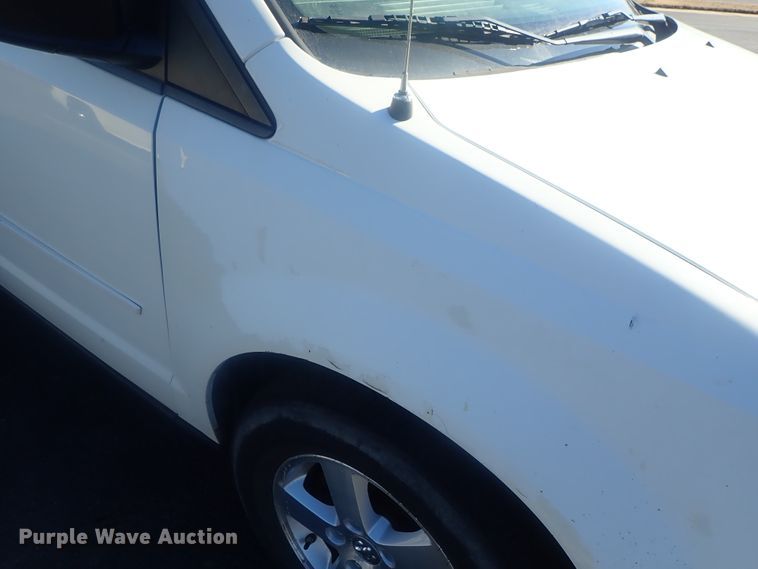 image for item DG2966 2009 Dodge Grand Caravan SE  handicap accessible van