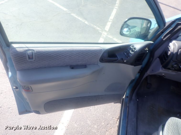 image for item DG2974 1998 Dodge Grand Caravan SE  handicap accessible van