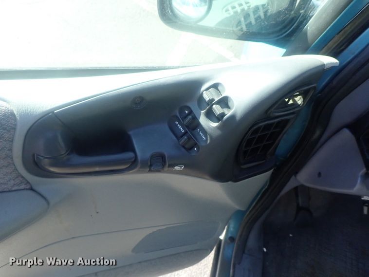 image for item DG2974 1998 Dodge Grand Caravan SE  handicap accessible van