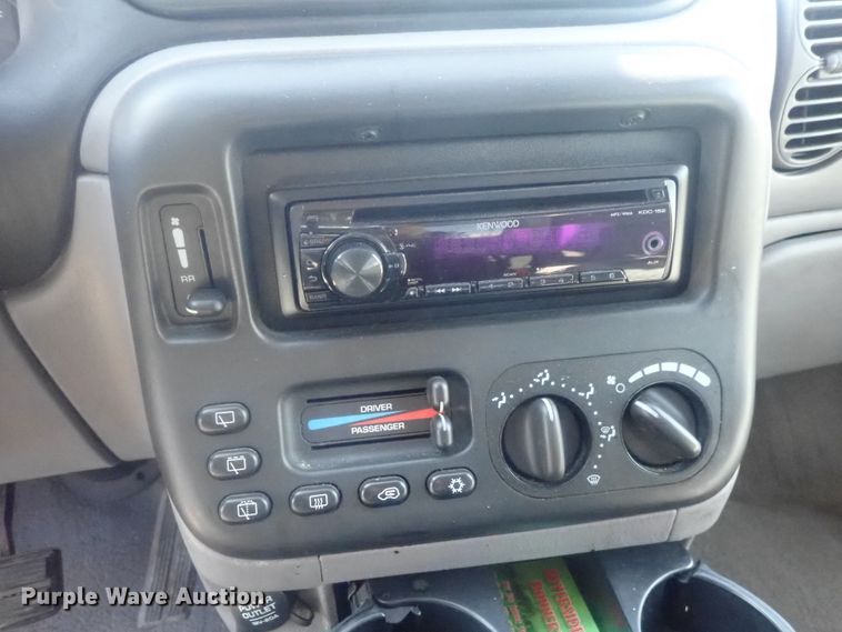 image for item DG2974 1998 Dodge Grand Caravan SE  handicap accessible van