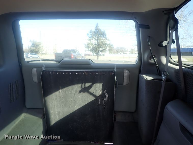 image for item DG2974 1998 Dodge Grand Caravan SE  handicap accessible van