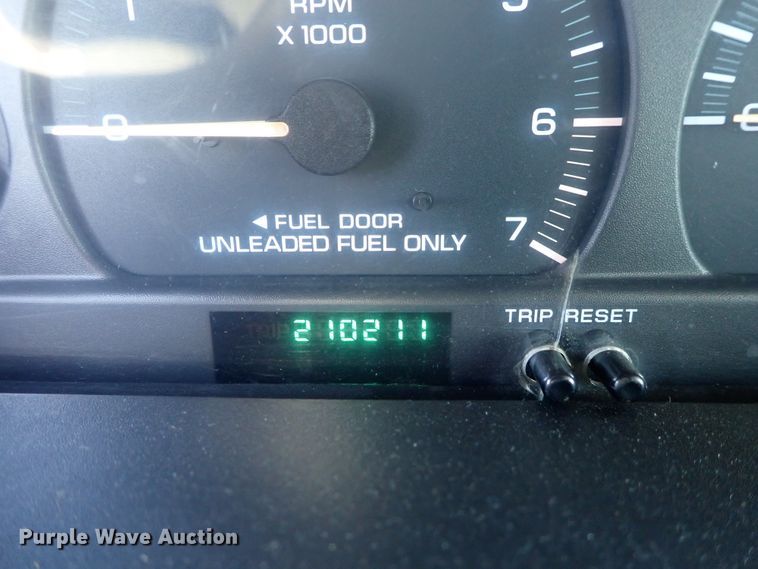 image for item DG2974 1998 Dodge Grand Caravan SE  handicap accessible van