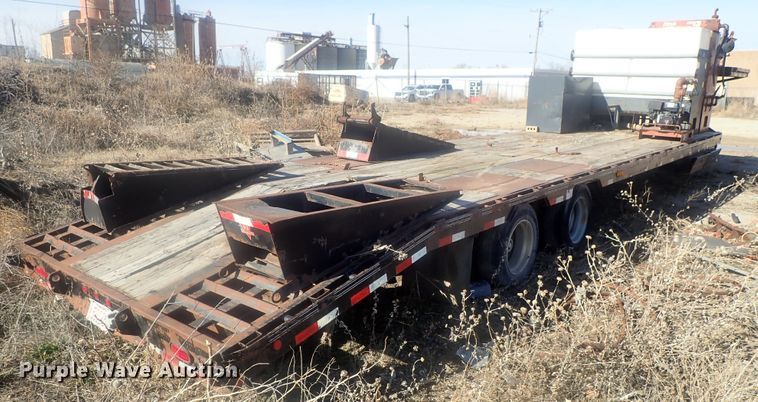 image for item DG2977 2010 Big Tex  equipment trailer