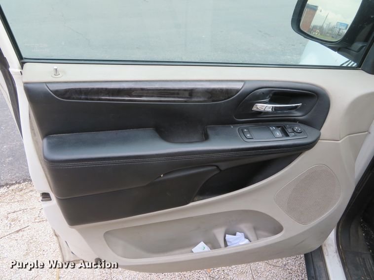 image for item DH0598 2012 Dodge Grand Caravan  van
