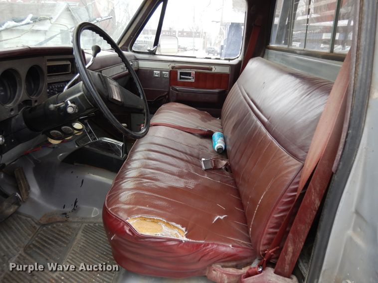 image for item DH5581 1978  Chevrolet  flatbed pickup truck