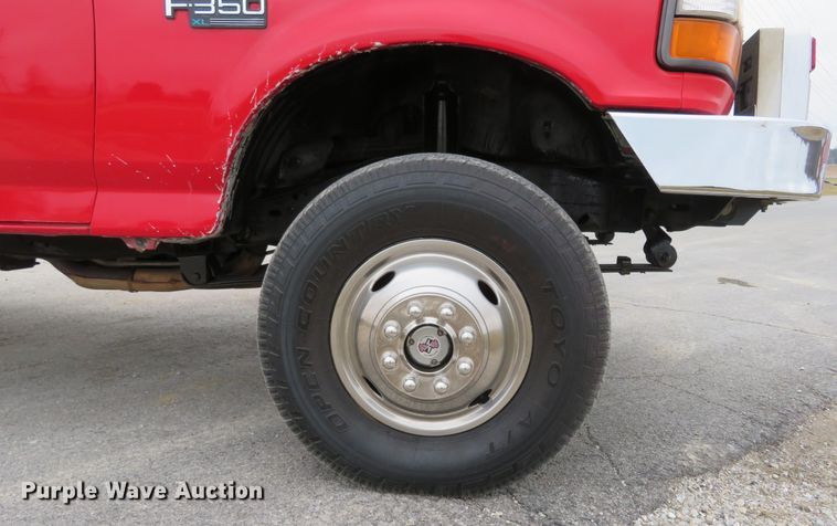 image for item DI3996 1993 Ford F350  brush fire truck